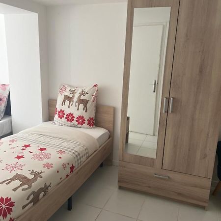 Chaudari Guest House ปาเลโซ ภายนอก รูปภาพ